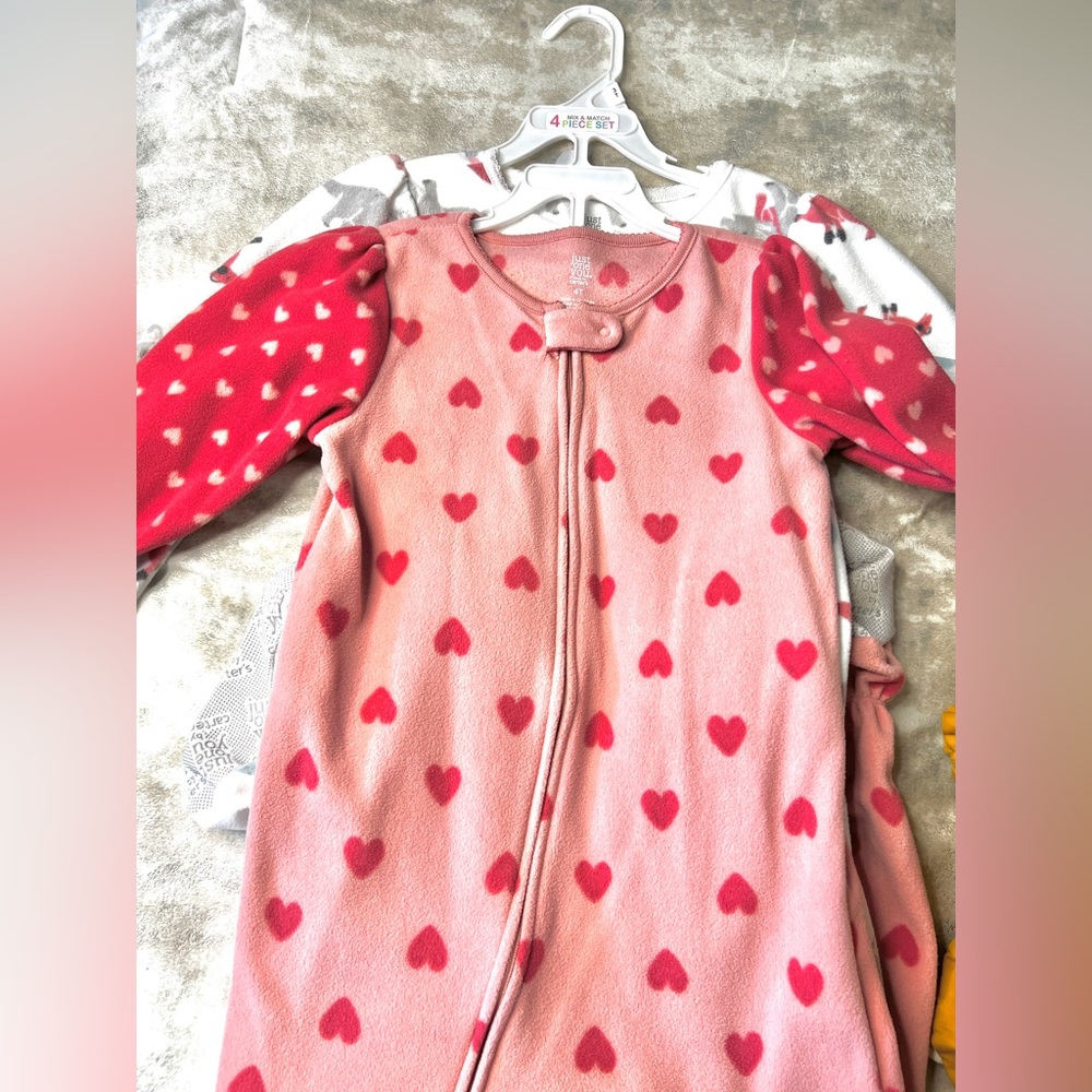 🏷️ CARTERS PAJAMA BUNDLE